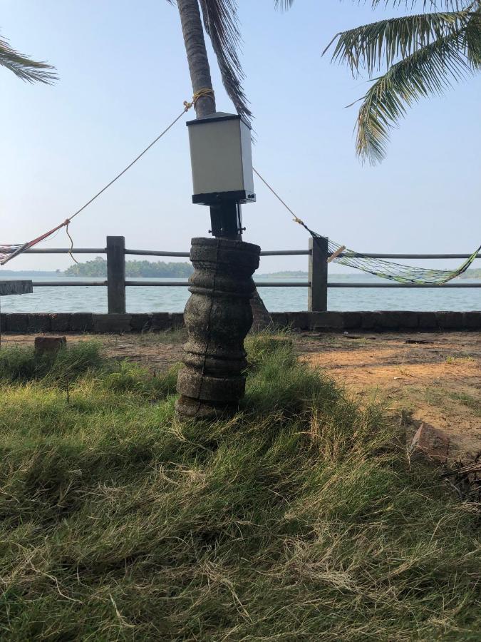 Candlehut Homestay Nīleshwar Kültér fotó