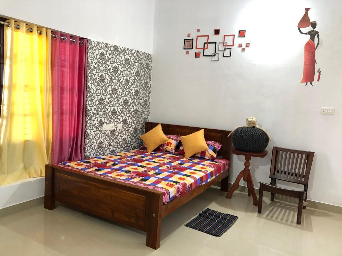 Candlehut Homestay Nīleshwar Kültér fotó